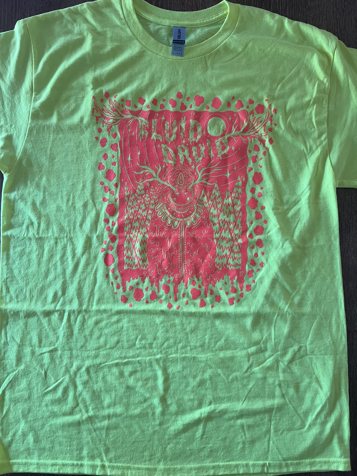 Yellow t-shirt